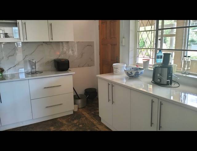 4 BEDROOM HOUSE FOR SALE IN PRESTBURY